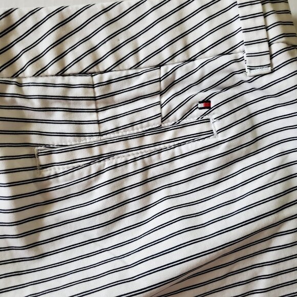 Tommy Hilfiger Women White Navy Nautical Stripped Preppy Shorts Medium - Picture 3 of 11